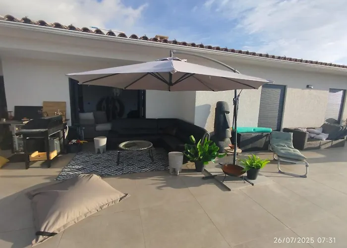 度假居 Entre Mer, Montagnes, Etangs Et Rivieres