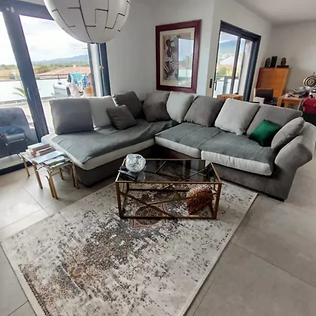 Holiday home Entre Mer, Montagnes, Etangs Et Rivieres Ventiseri