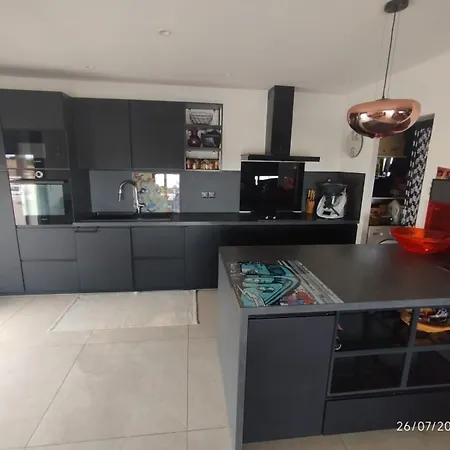 Entre Mer, Montagnes, Etangs Et Rivieres * Ventiseri